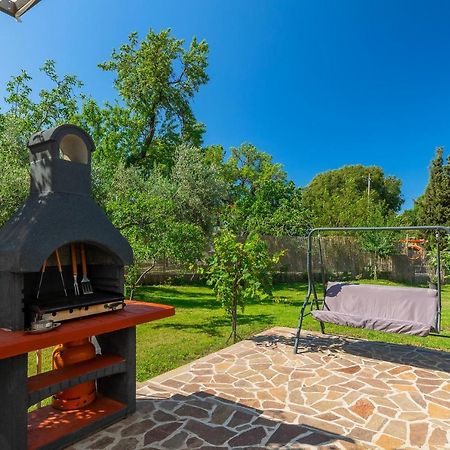 Holiday House Chill Out Loborika Marcana Екстер'єр фото