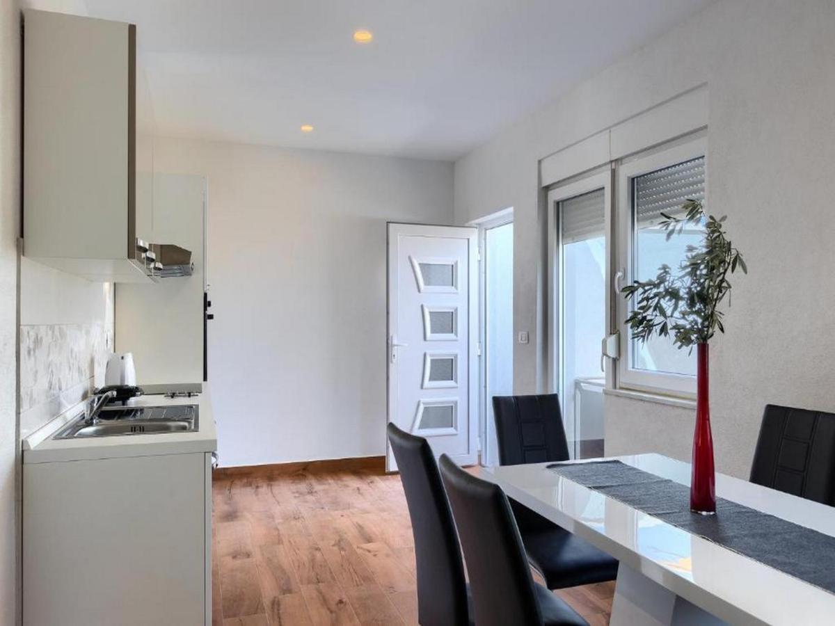Holiday House Chill Out Loborika Marcana Екстер'єр фото