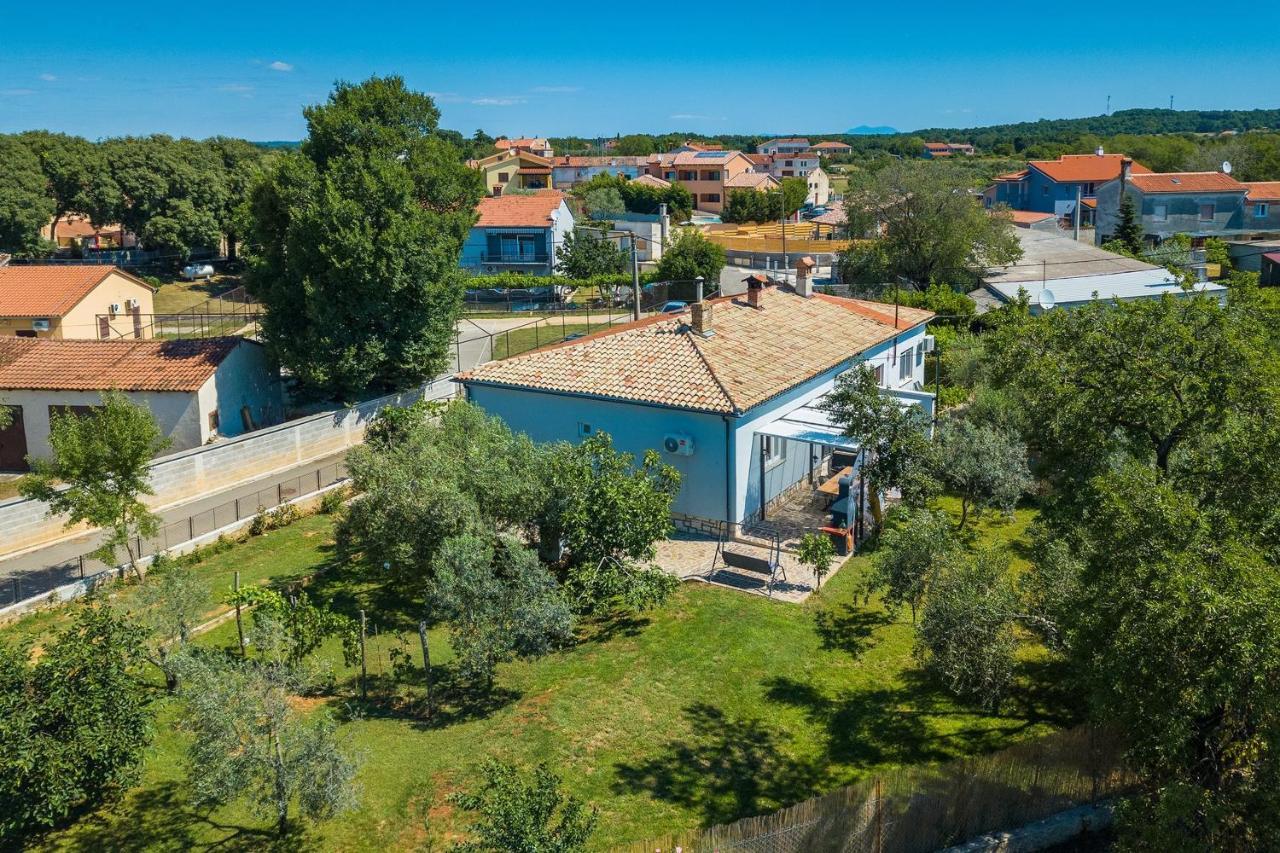 Holiday House Chill Out Loborika Marcana Екстер'єр фото
