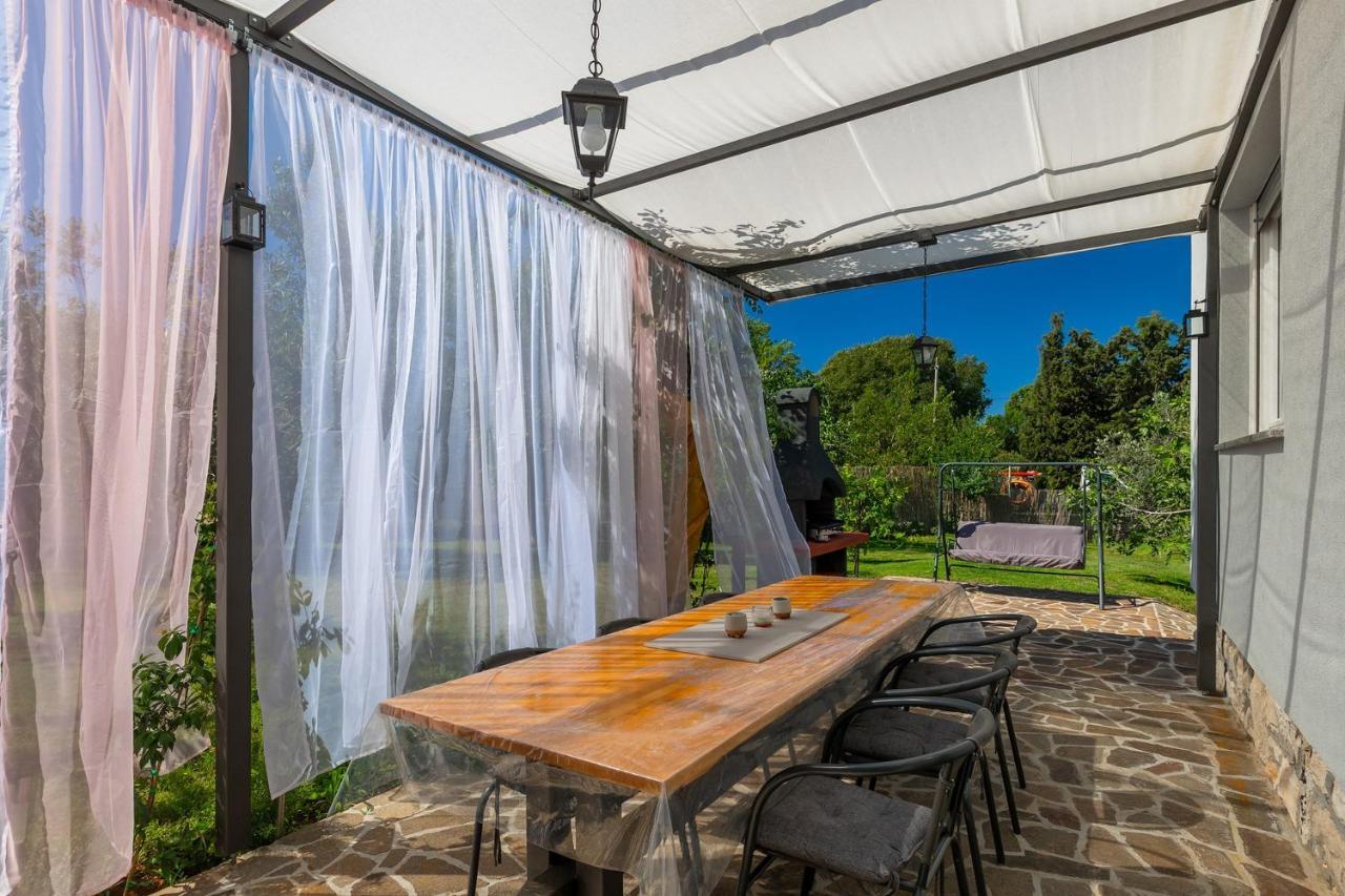 Holiday House Chill Out Loborika Marcana Екстер'єр фото